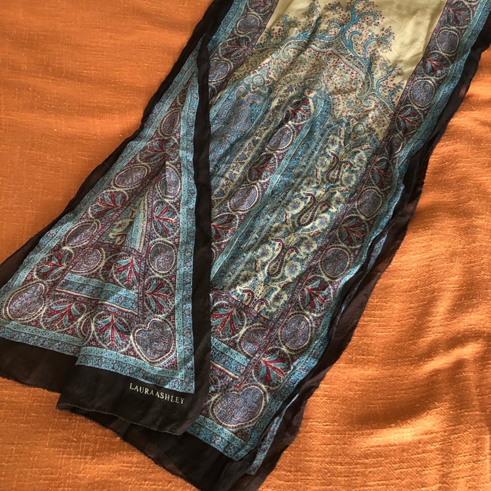Laura Ashley ‘chiffon’ vintage scarf